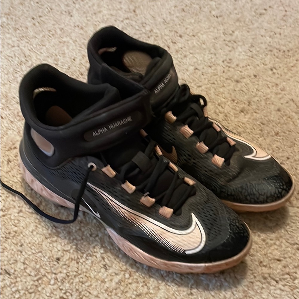 Nike Alpha Huarache Black and white Baseball Cleats with metal bars